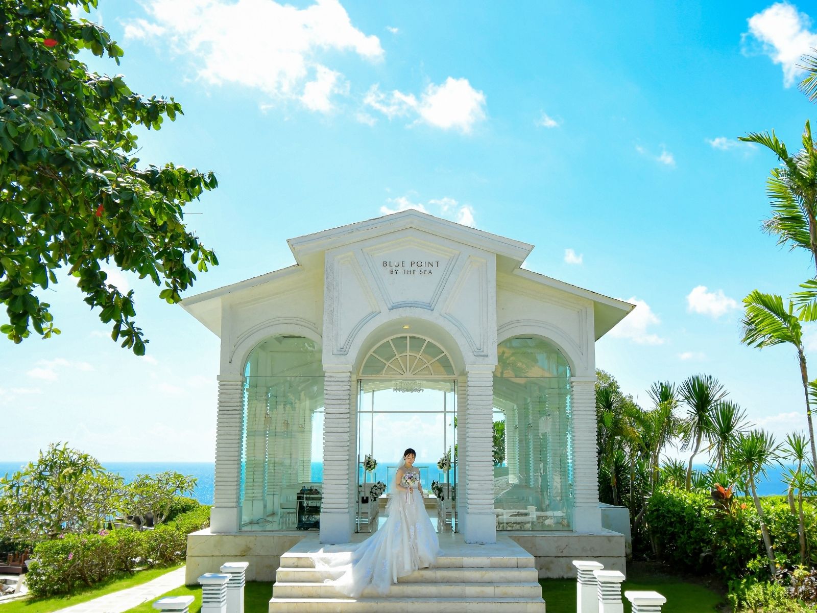 バリ島ブルーポイントチャペルでフォトウェディング作例